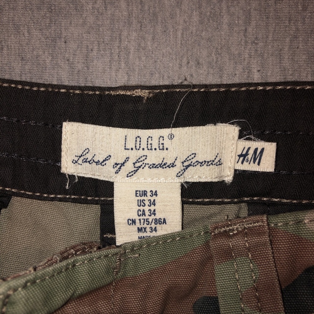 Cargo pants - Picture 3 of 3